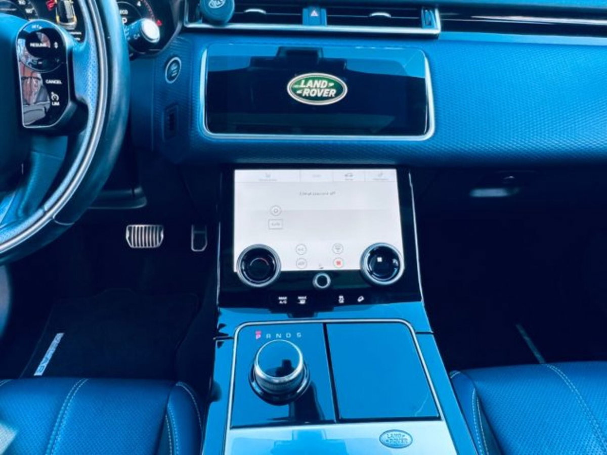 Land Rover Range Rover Velar 2.0D I4 240 CV R-Dynamic (10)