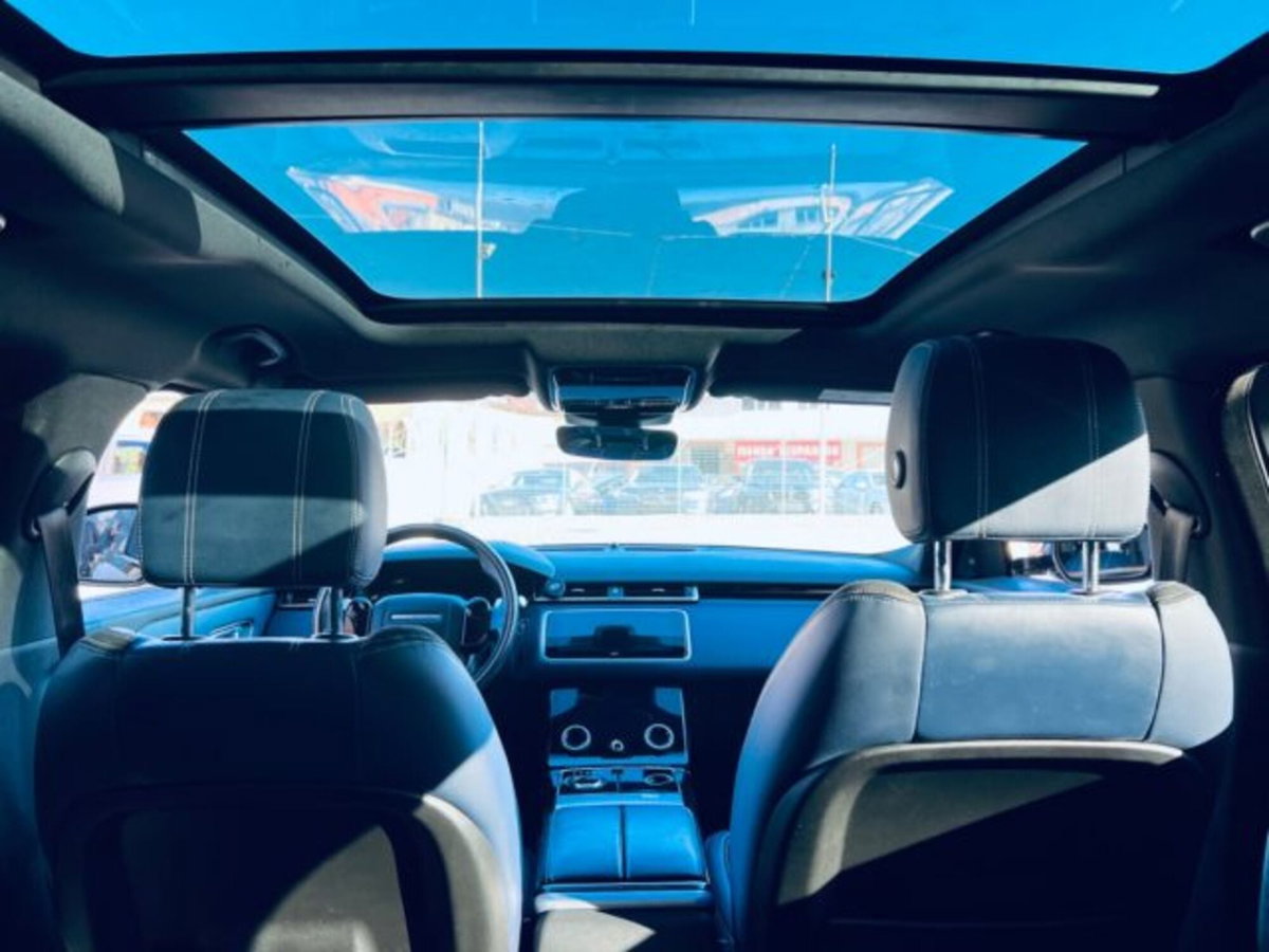 Land Rover Range Rover Velar 2.0D I4 240 CV R-Dynamic (11)