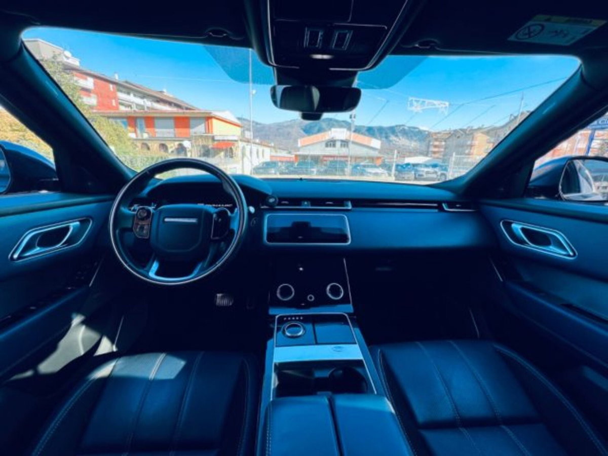 Land Rover Range Rover Velar 2.0D I4 240 CV R-Dynamic (4)