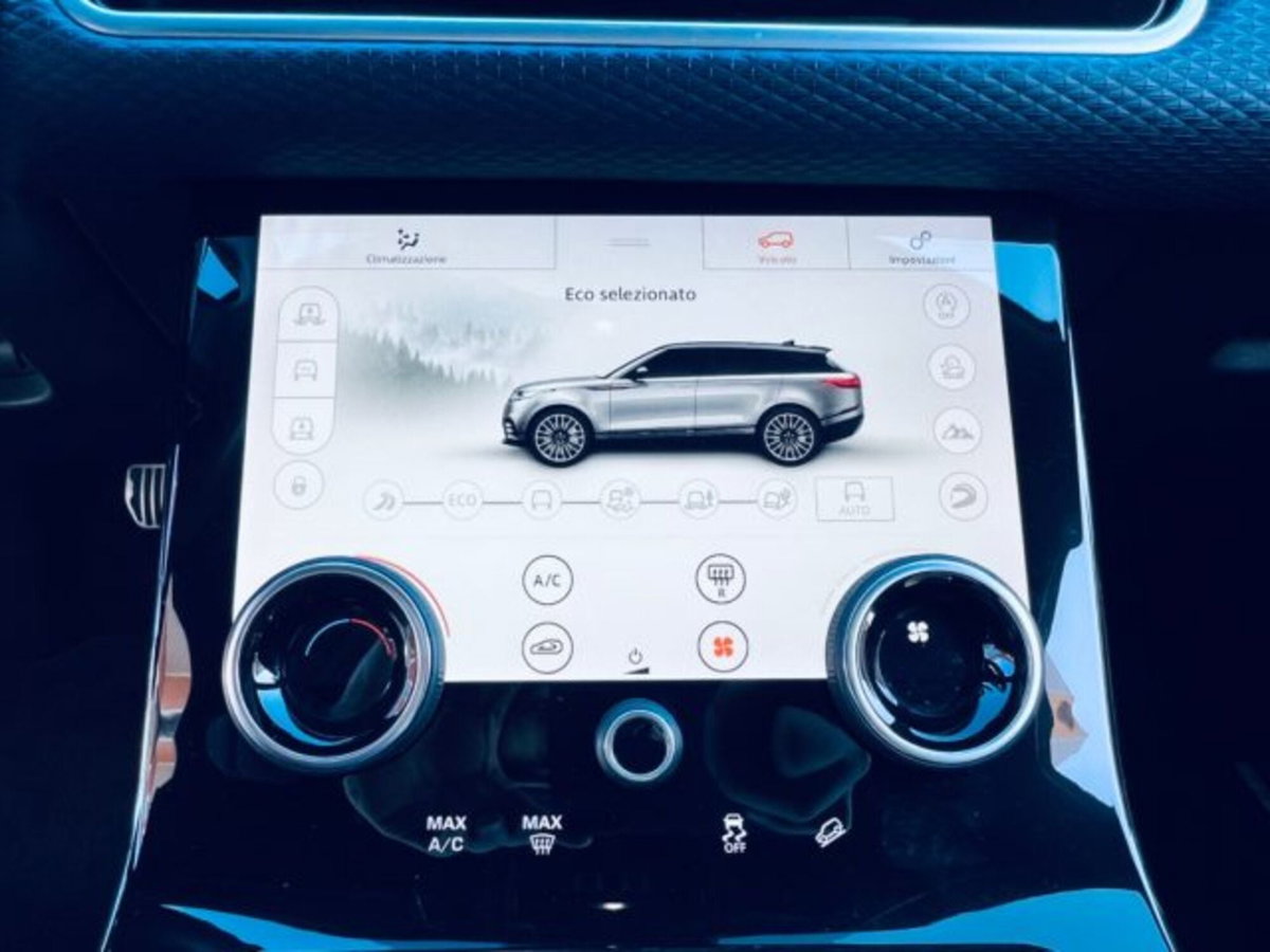 Land Rover Range Rover Velar 2.0D I4 240 CV R-Dynamic (9)