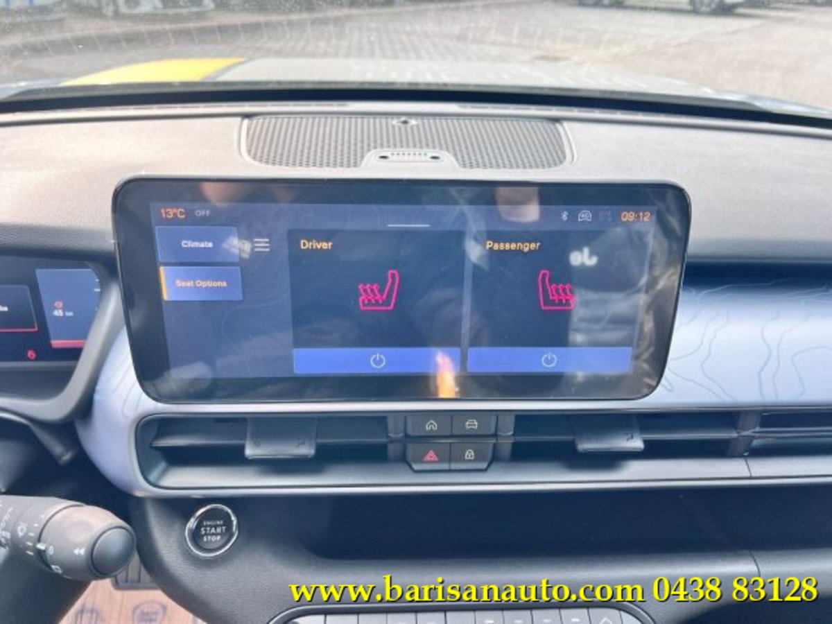 Jeep Avenger 1.2 turbo e-hybrid mhev The North Face 4xe 145cv edct6 (14)