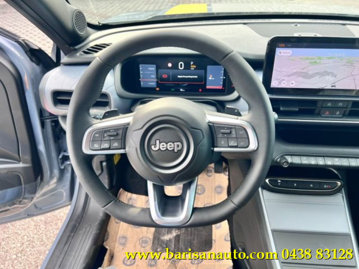 Jeep Avenger 1.2 turbo e-hybrid mhev The North Face 4xe 145cv edct6 (18)