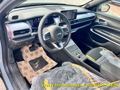 Jeep Avenger 1.2 turbo e-hybrid mhev The North Face 4xe 145cv edct6 (8)