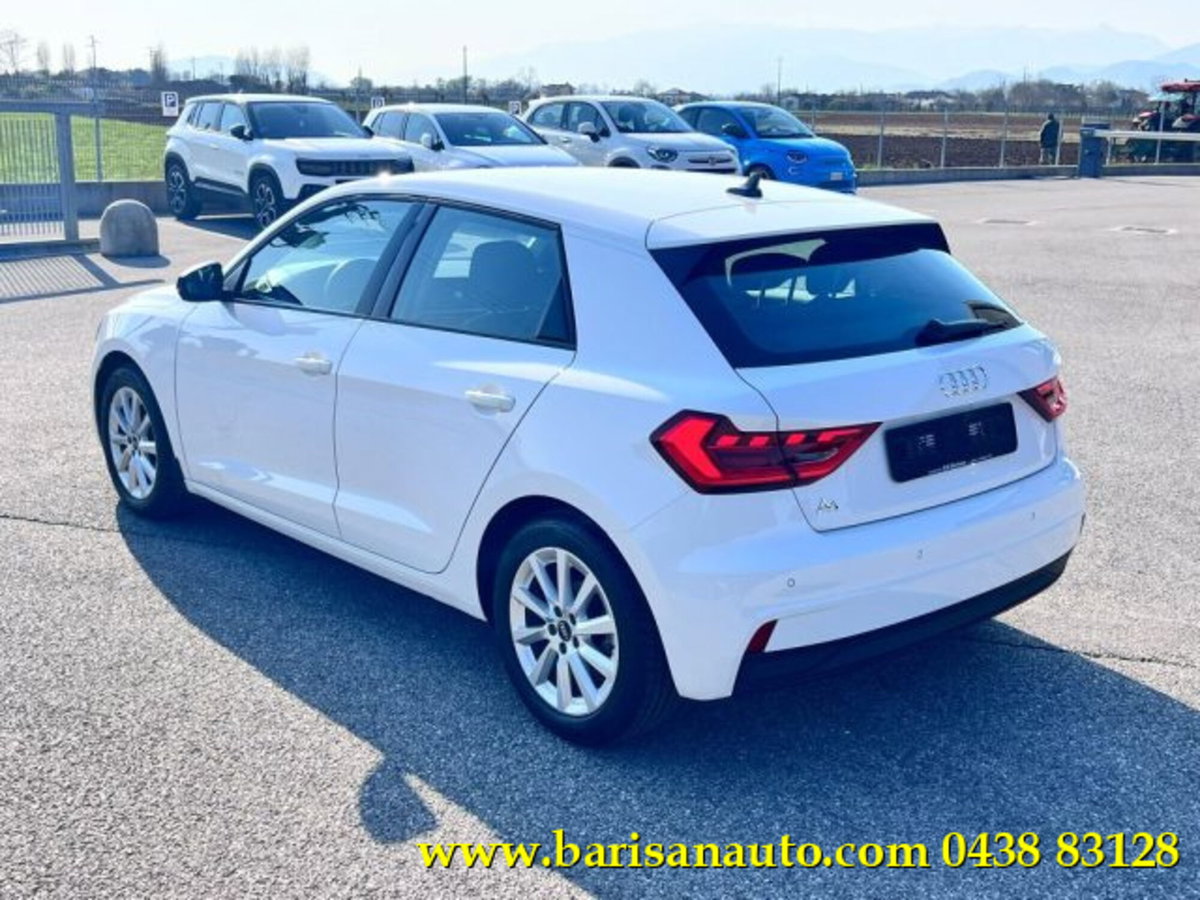 Audi A1 Sportback Sportback 30 1.0 tfsi Business 110cv s-tronic (4)