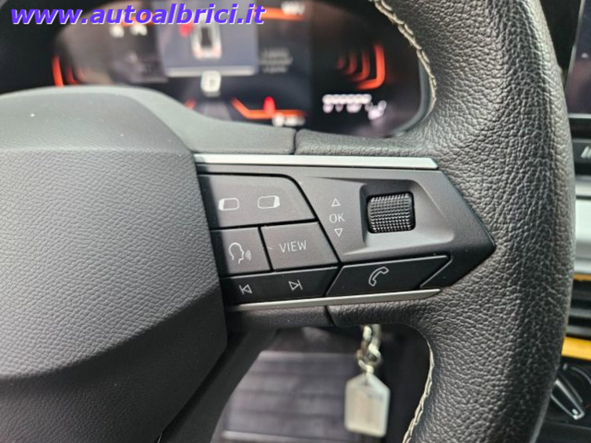 SEAT Arona 1.0 ecotsi Style 95cv (19)