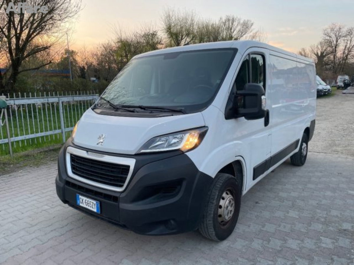 Peugeot Boxer Furgone 330 2.2 BlueHDi 120 S&S PM-TN Furgone