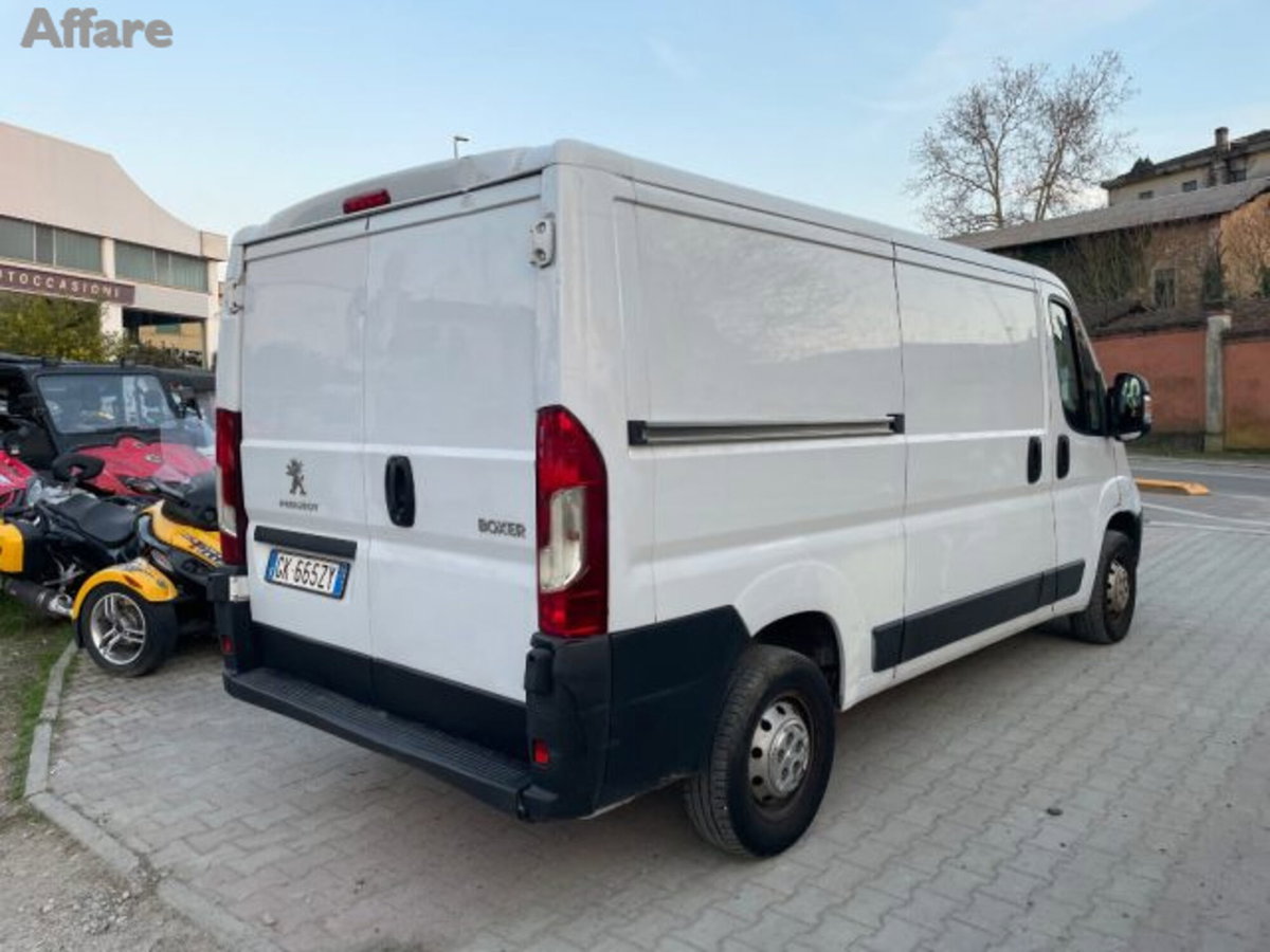 Peugeot Boxer Furgone 330 2.2 BlueHDi 120 S&S PM-TN Furgone (4)