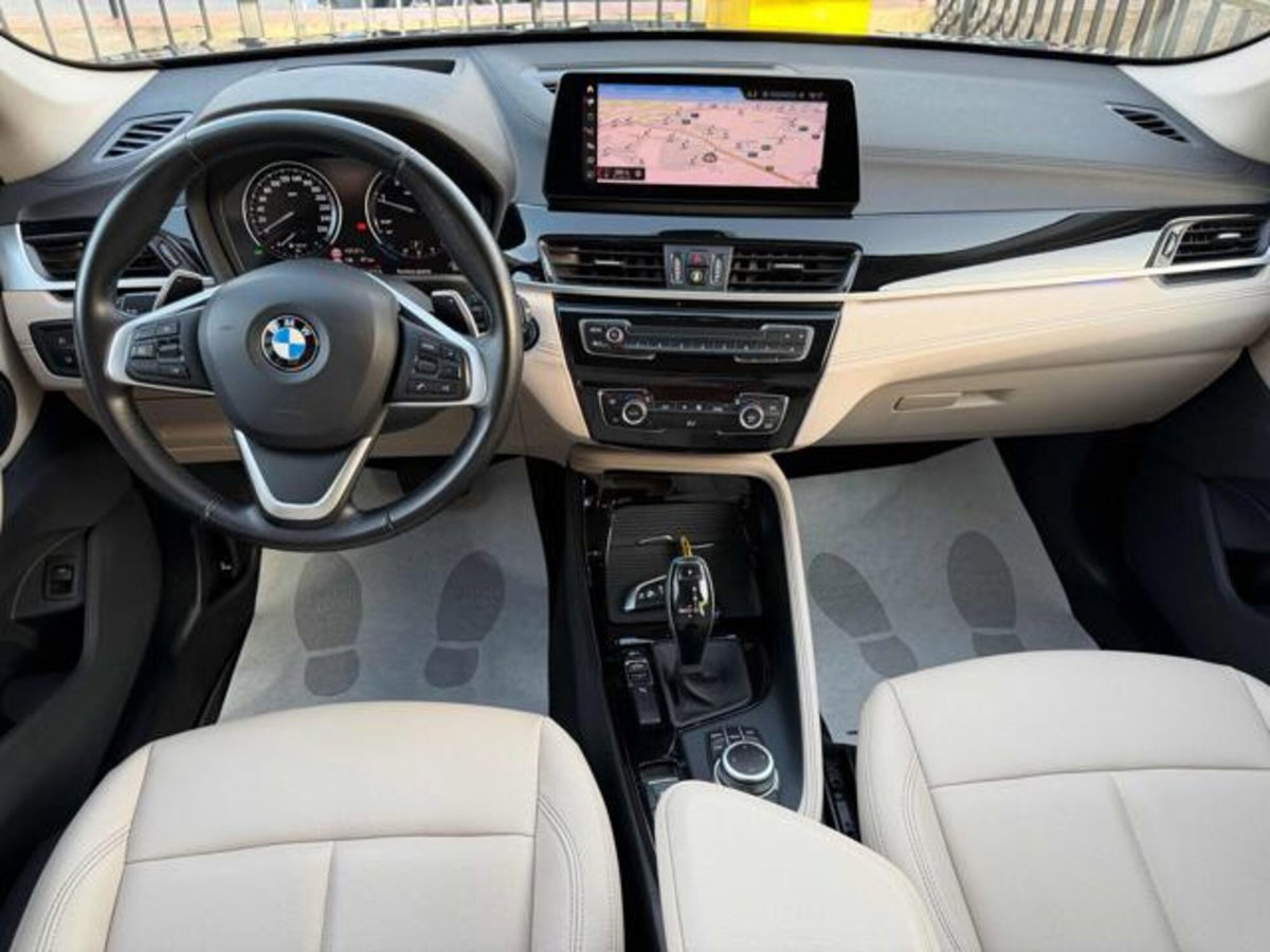 BMW X1 sDrive18d xLine Plus (11)