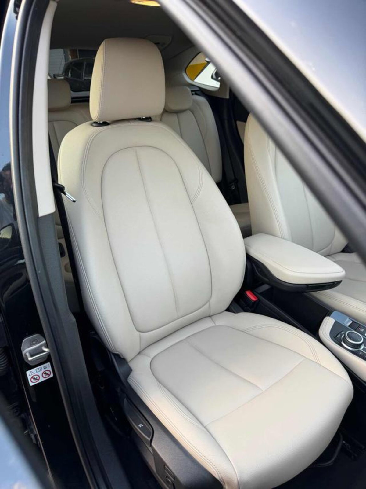 BMW X1 sDrive18d xLine Plus (19)