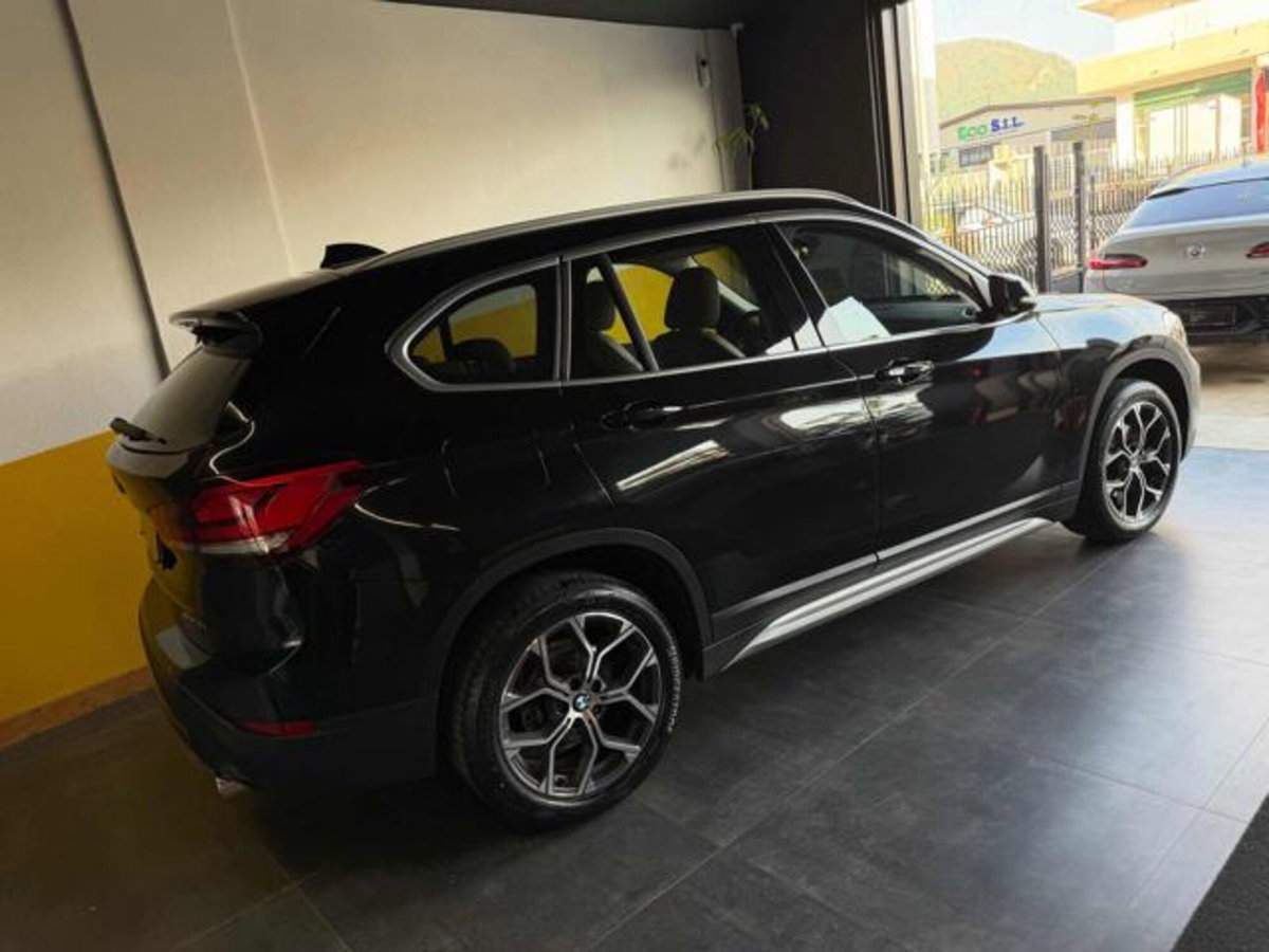 BMW X1 sDrive18d xLine Plus (3)