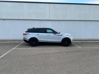 Land Rover Range Rover Velar 2.0D I4 180 CV R-Dynamic (17)