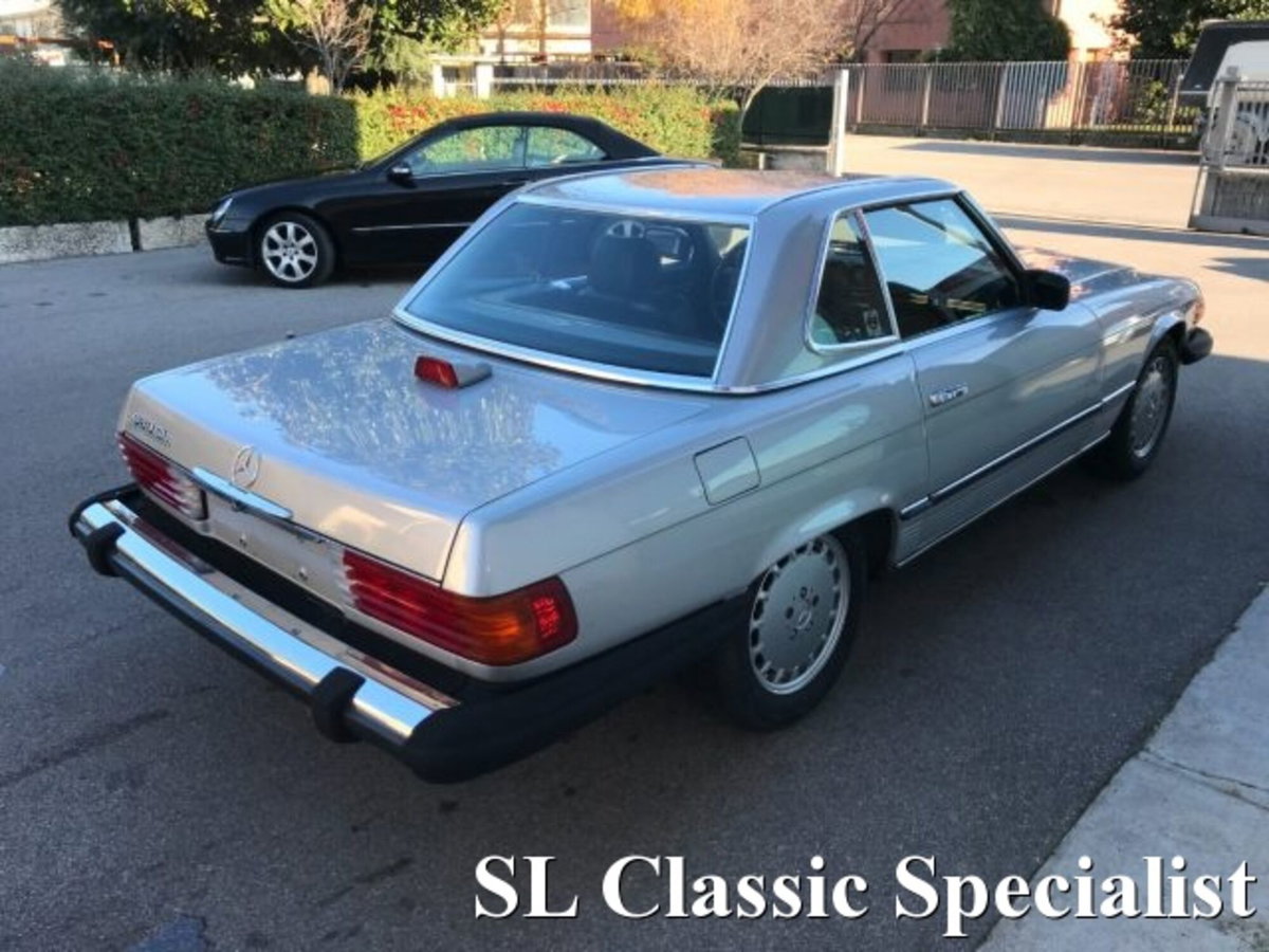 Mercedes-Benz SL 63 AMG Roadster V8 (13)