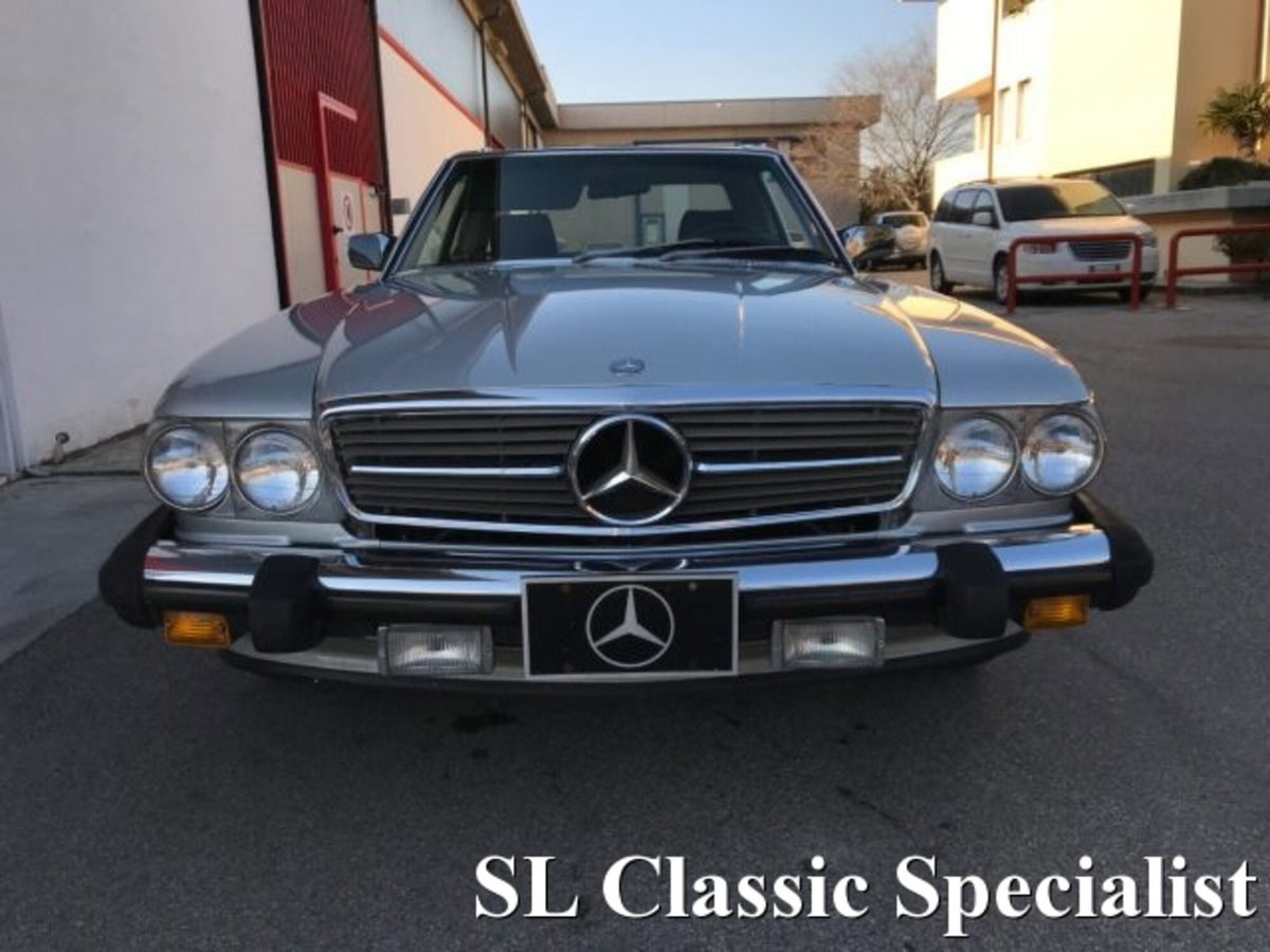 Mercedes-Benz SL 63 AMG Roadster V8 (7)