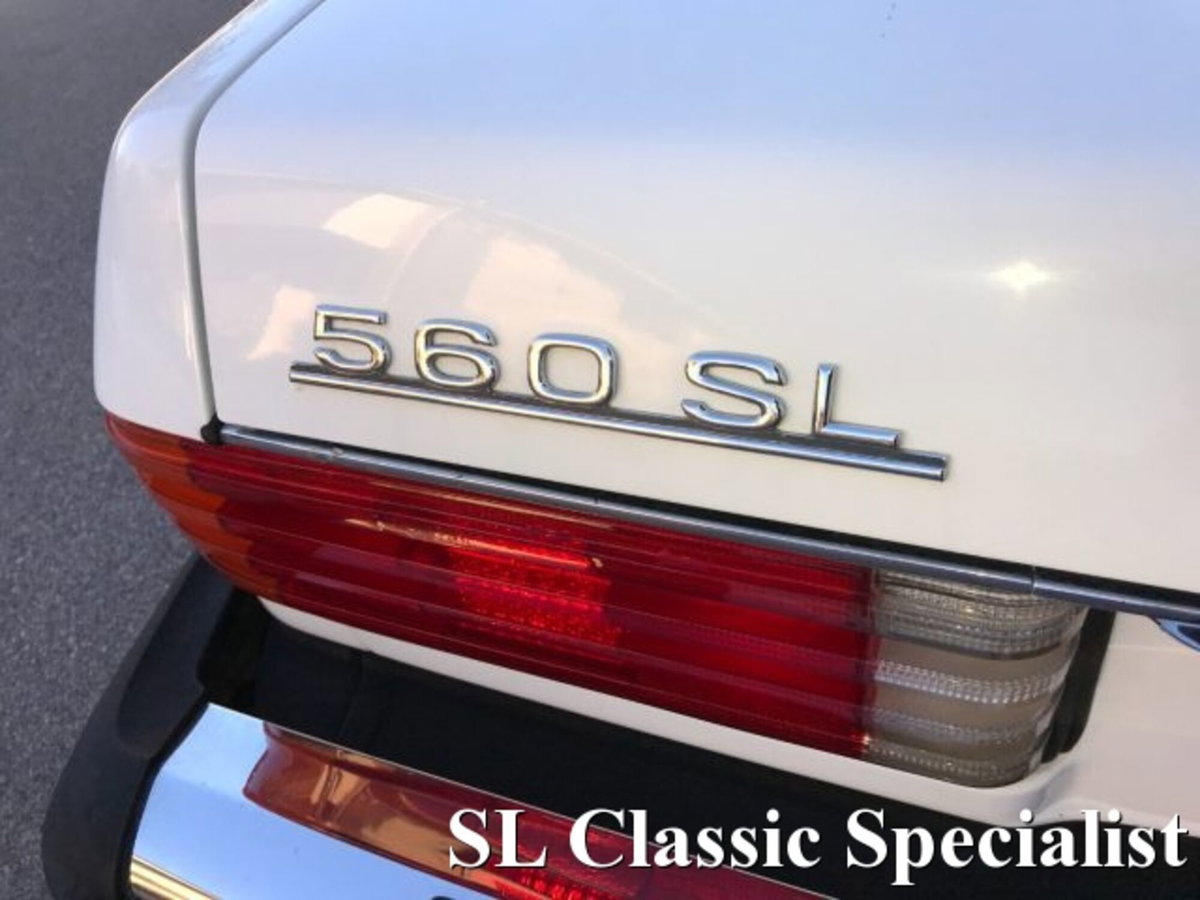Mercedes-Benz SL 63 AMG Roadster V8 (14)