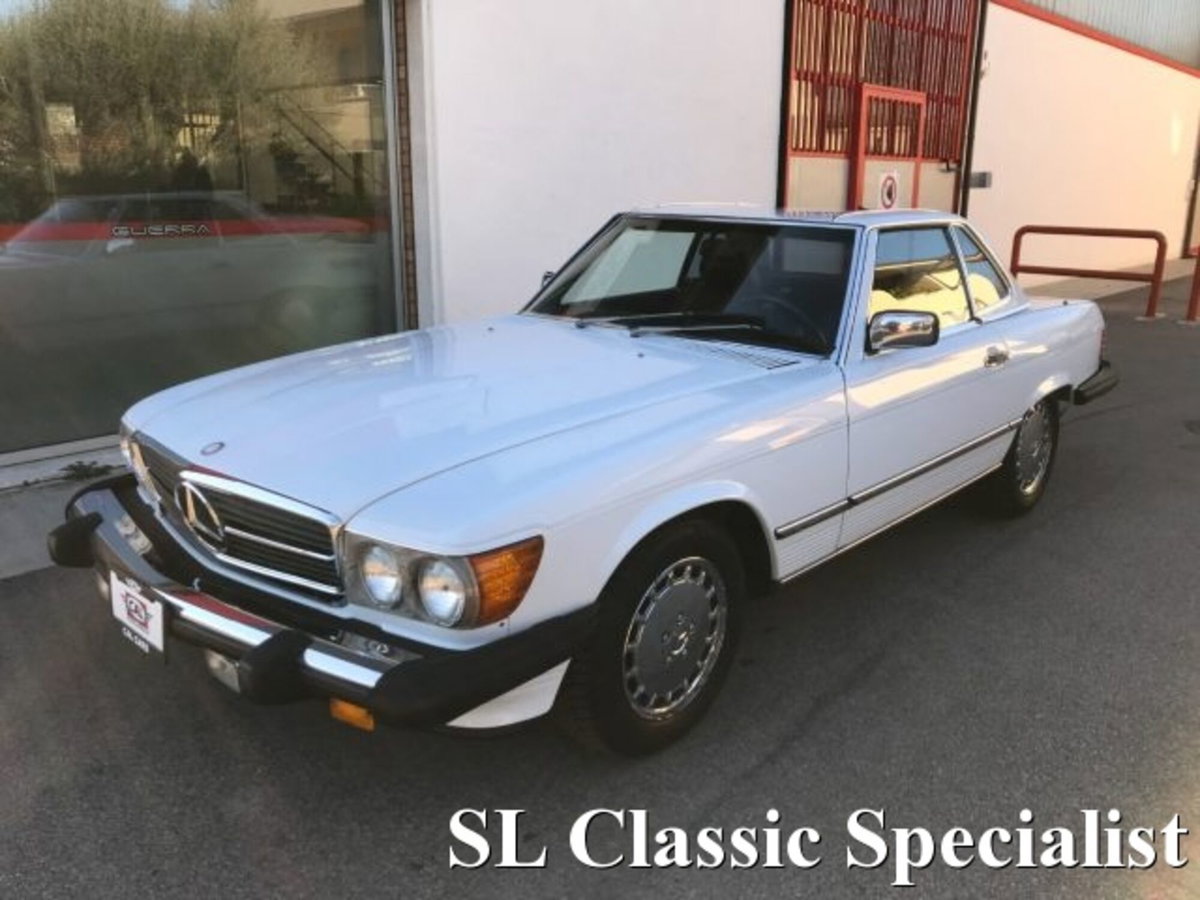 Mercedes-Benz SL 63 AMG Roadster V8 (9)