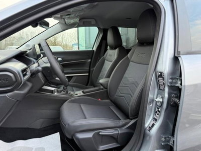 Jeep Avenger 1.2 turbo Summit fwd 100cv (7)