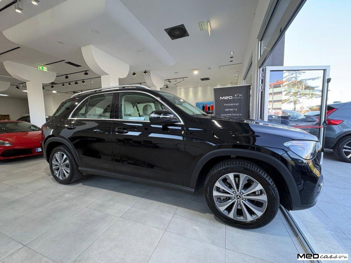 Mercedes-Benz GLE Coupé 300 d 4Matic Mild Hybrid Coupé Sport (2)