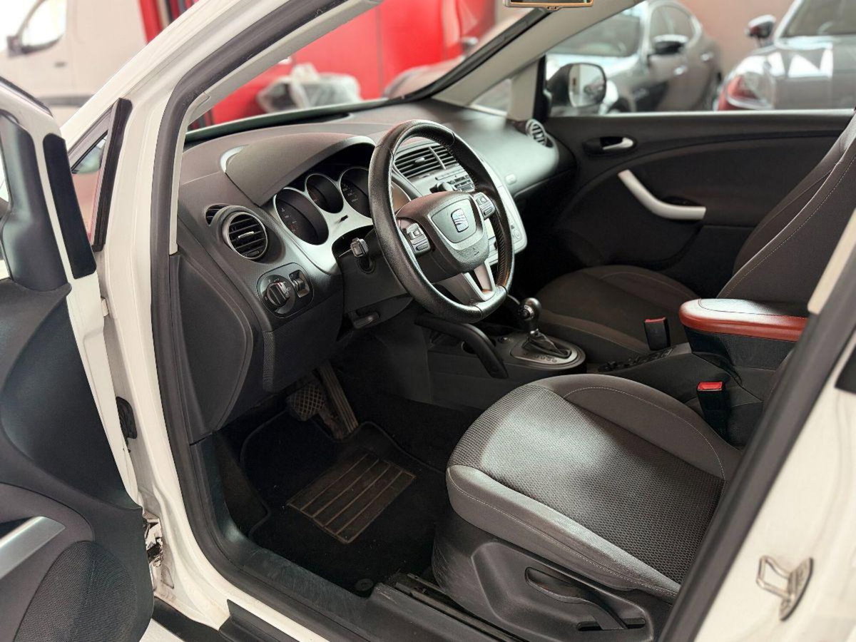 SEAT Altea XL 1.6 TDI 105 CV CR DPF DSG Style (4)