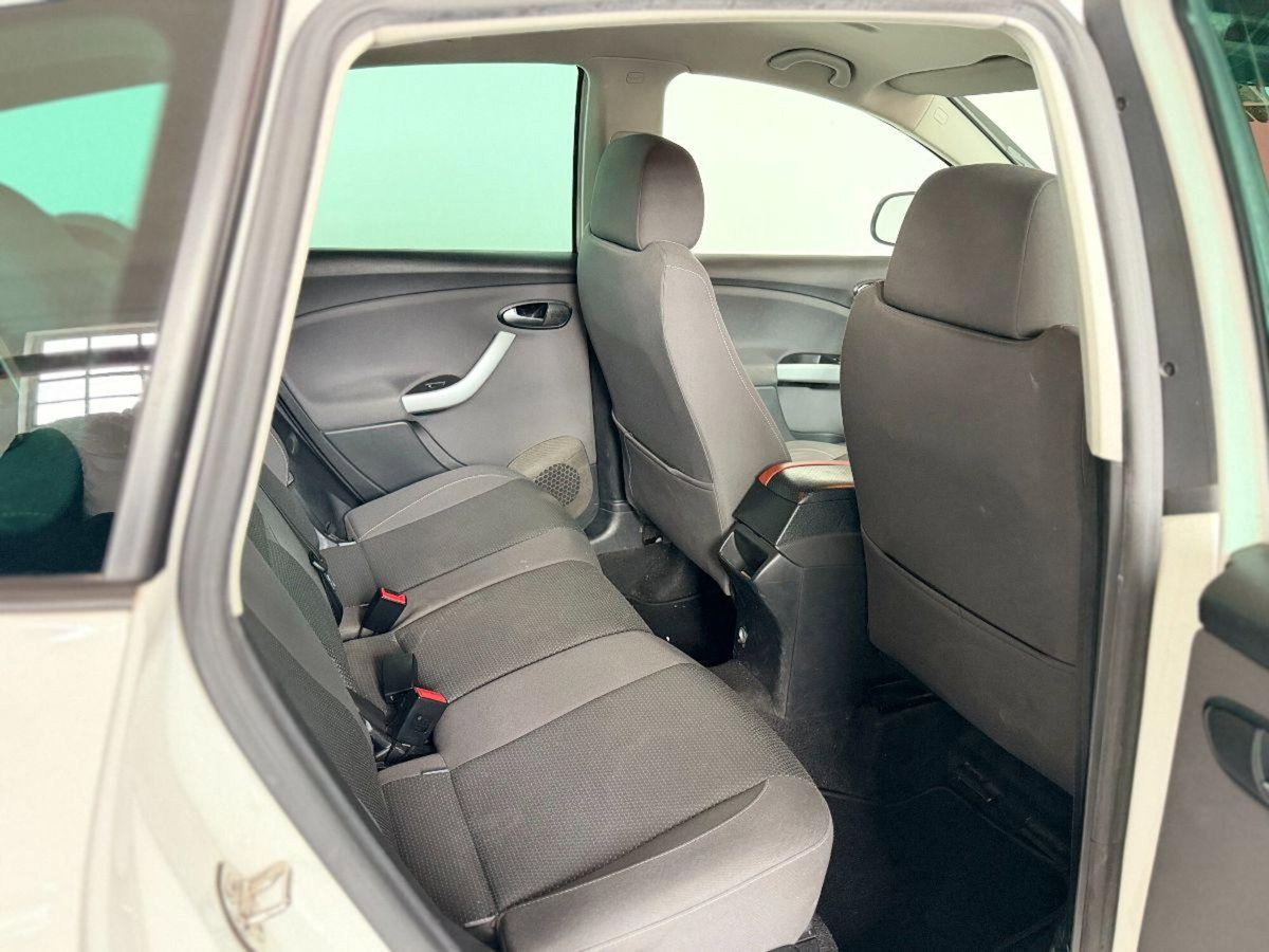 SEAT Altea XL 1.6 TDI 105 CV CR DPF DSG Style (8)