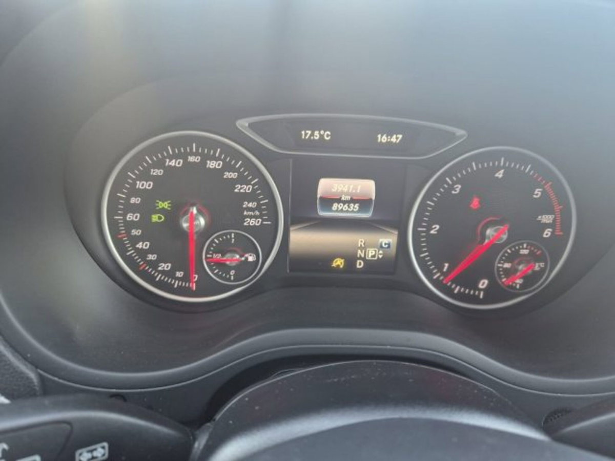 Mercedes-Benz Classe B 180 d Automatic Premium (12)