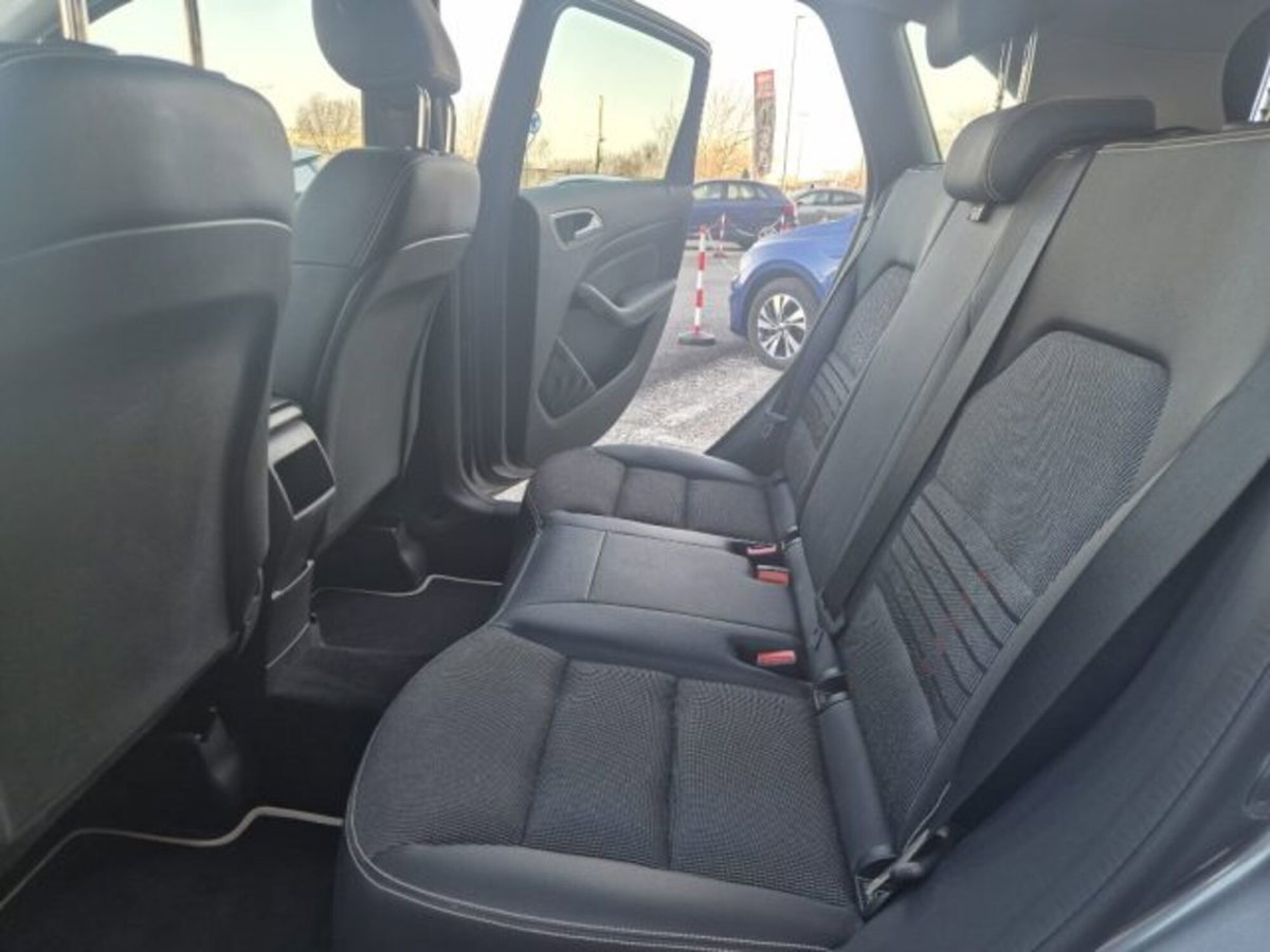Mercedes-Benz Classe B 180 d Automatic Premium (15)