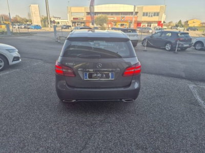 Mercedes-Benz Classe B 180 d Automatic Premium (6)
