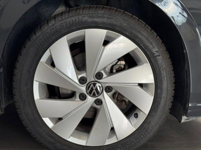 Volkswagen Golf 1.0 TSI EVO Life (8)
