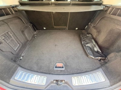Land Rover Discovery Sport 2.0 TD4 180 CV HSE (17)