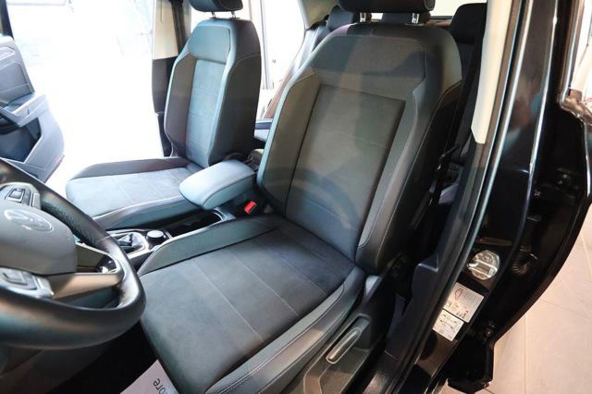 Volkswagen T-Roc 2.0 tdi Style 4motion 150cv dsg (17)