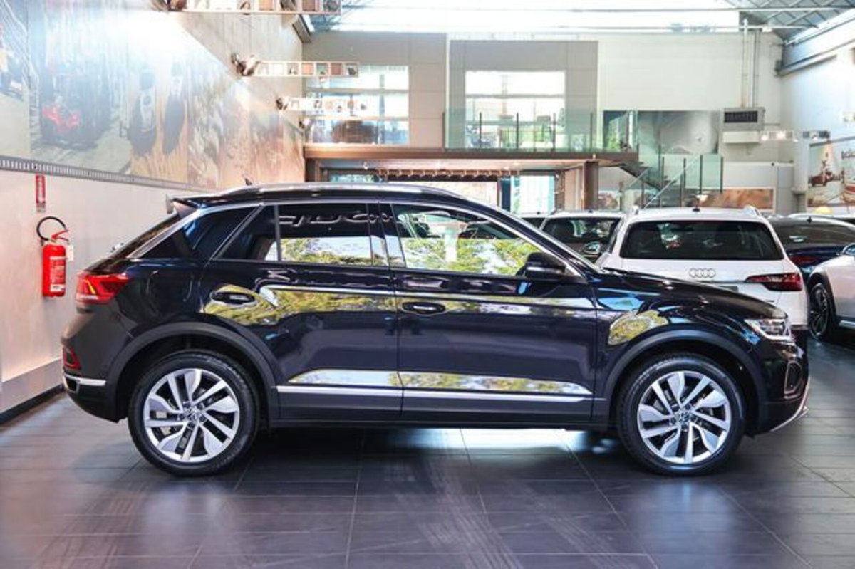 Volkswagen T-Roc 2.0 tdi Style 4motion 150cv dsg (2)