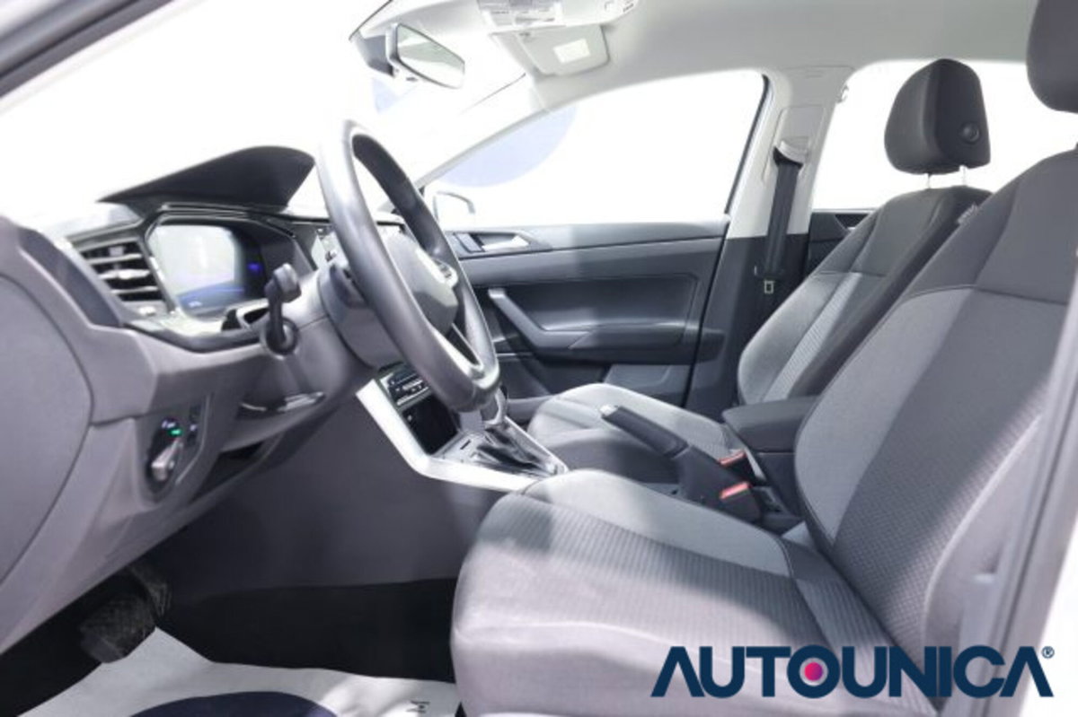 Volkswagen Polo 1.0 tsi Life 95cv dsg (20)
