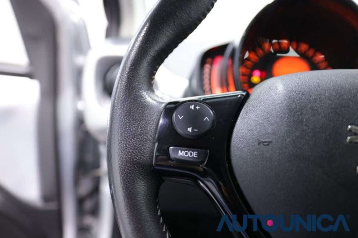 Peugeot 108 68 ETG 5 porte Allure (19)