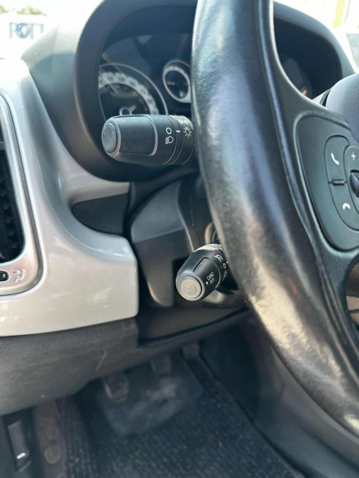 Fiat 500L 1.3 Multijet 95 CV Dualogic Lounge (14)