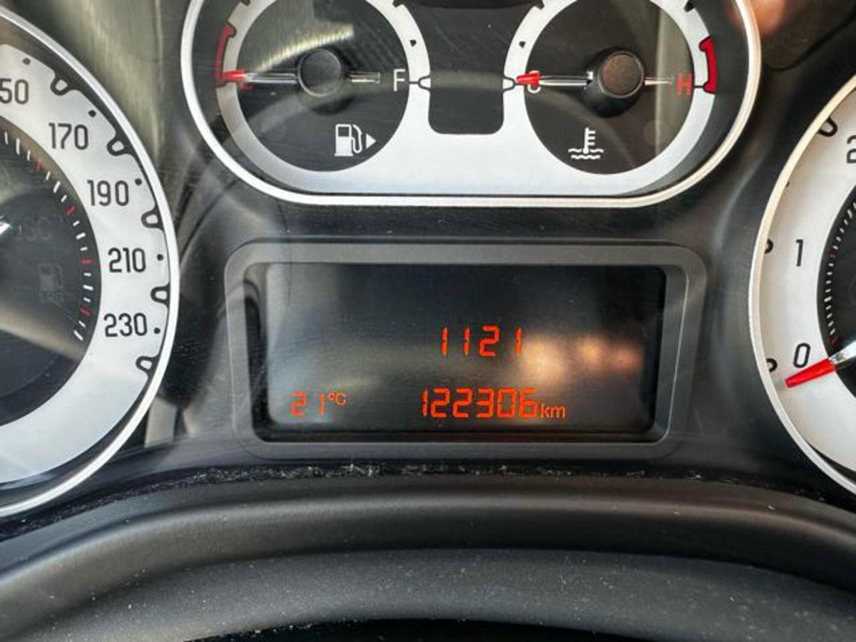 Fiat 500L 1.3 Multijet 95 CV Dualogic Lounge (16)