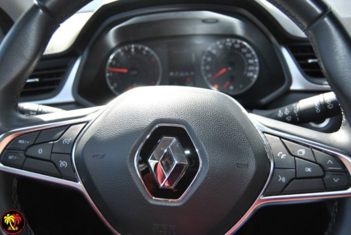 Renault Captur TCe 90 CV Zen (7)