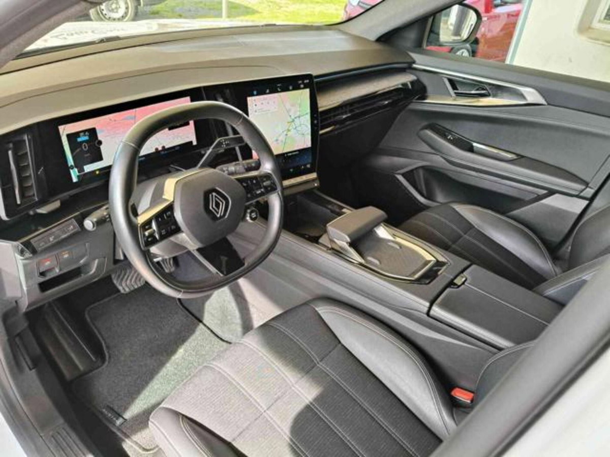 Renault Austral 1.2 full hybrid Techno 200cv auto (9)