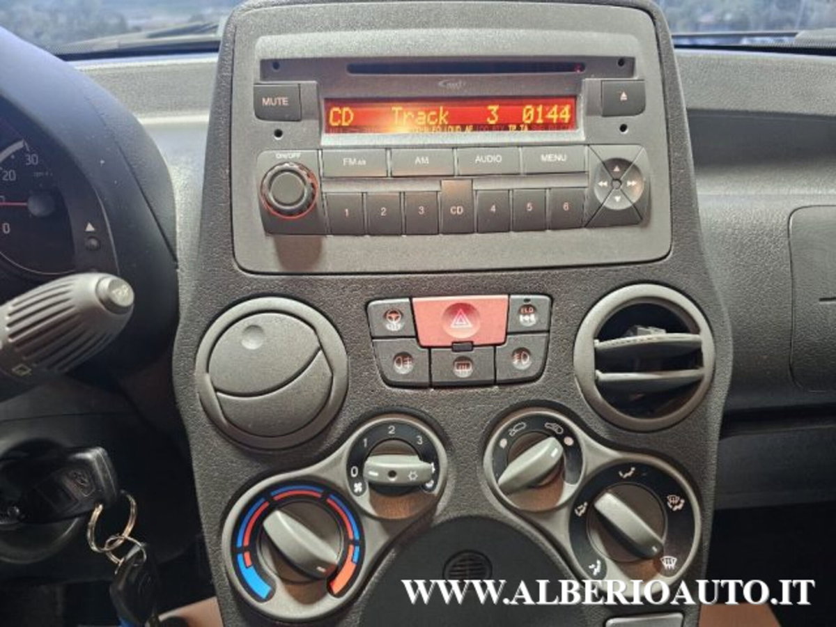 Fiat Panda 1.3 MJT 16V DPF 4x4 Climbing (13)