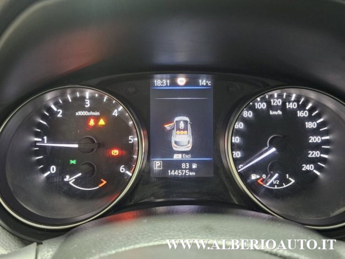 Nissan Qashqai 1.7 dCi 150 CV 4WD CVT N-Connecta (15)