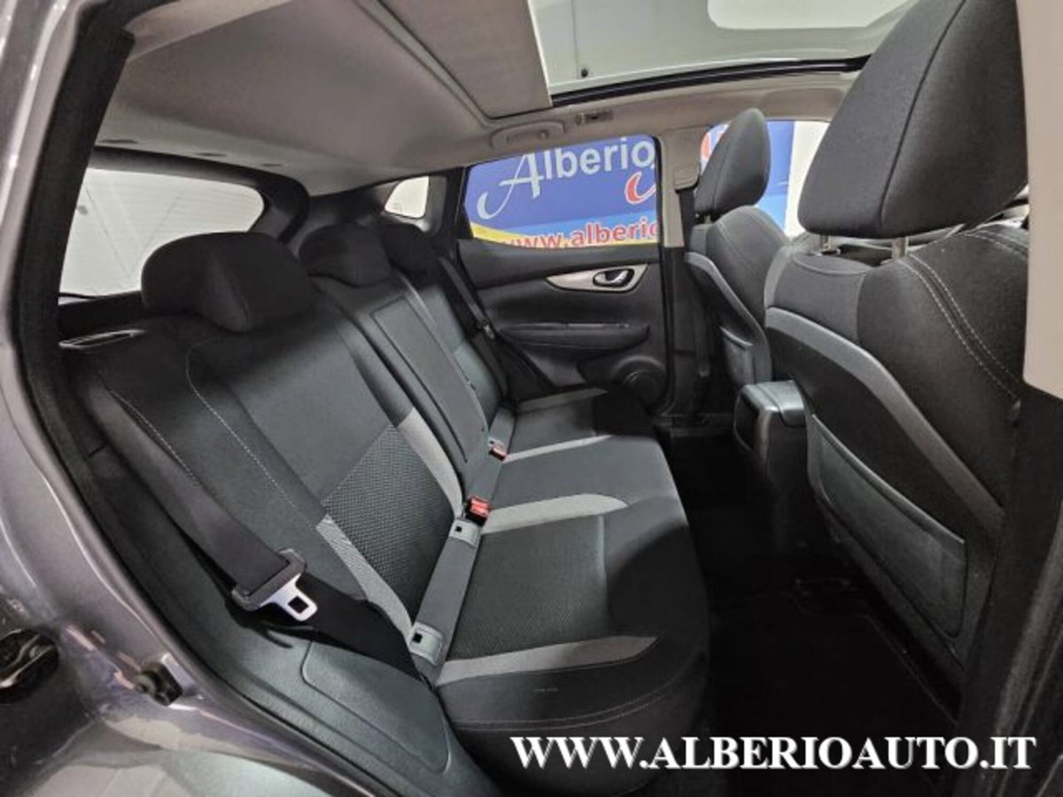 Nissan Qashqai 1.7 dCi 150 CV 4WD CVT N-Connecta (9)
