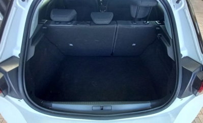 Opel Corsa 1.2 Edition (7)