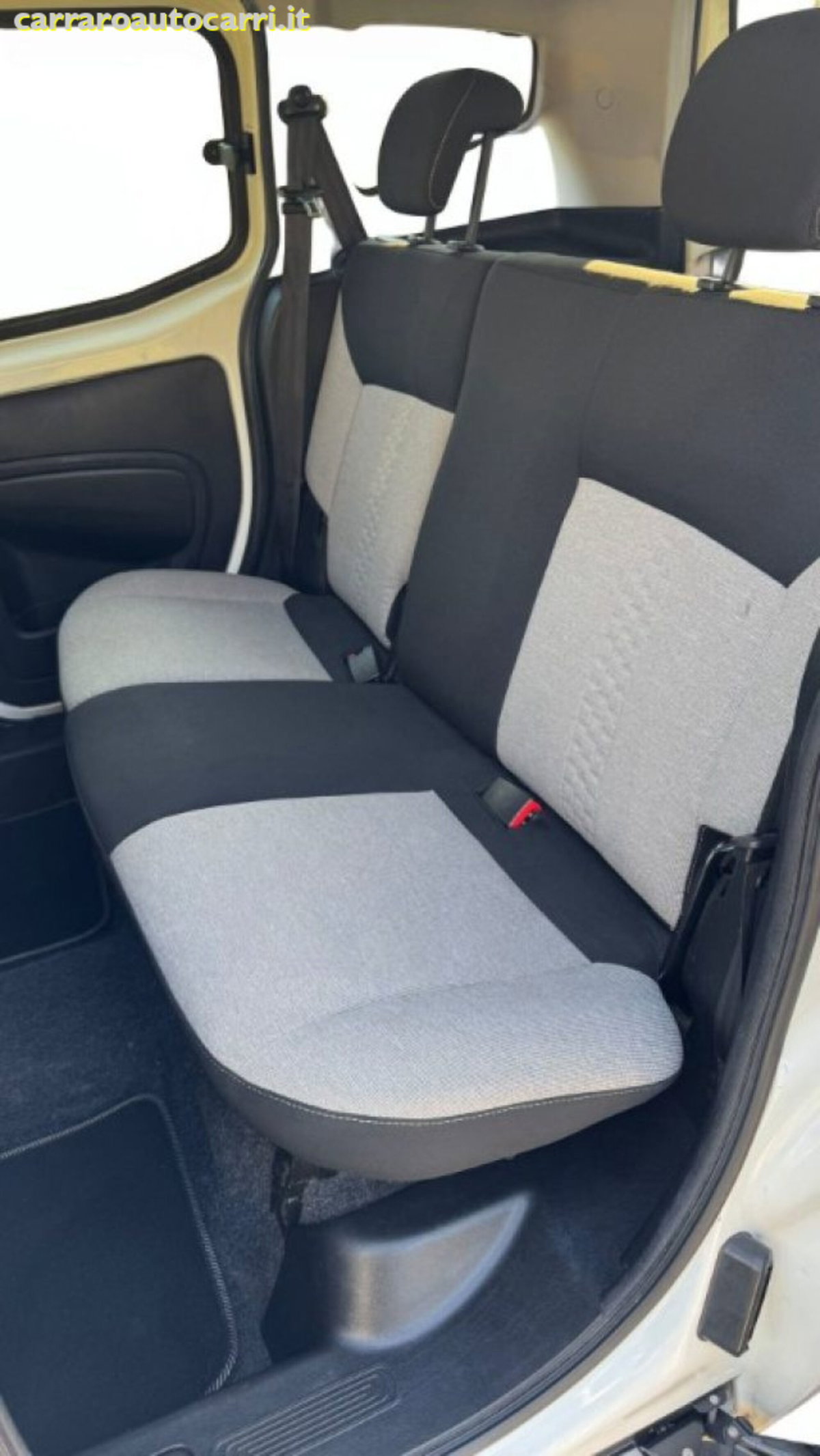 Fiat Qubo 1.3 MJT 80 CV Easy (8)