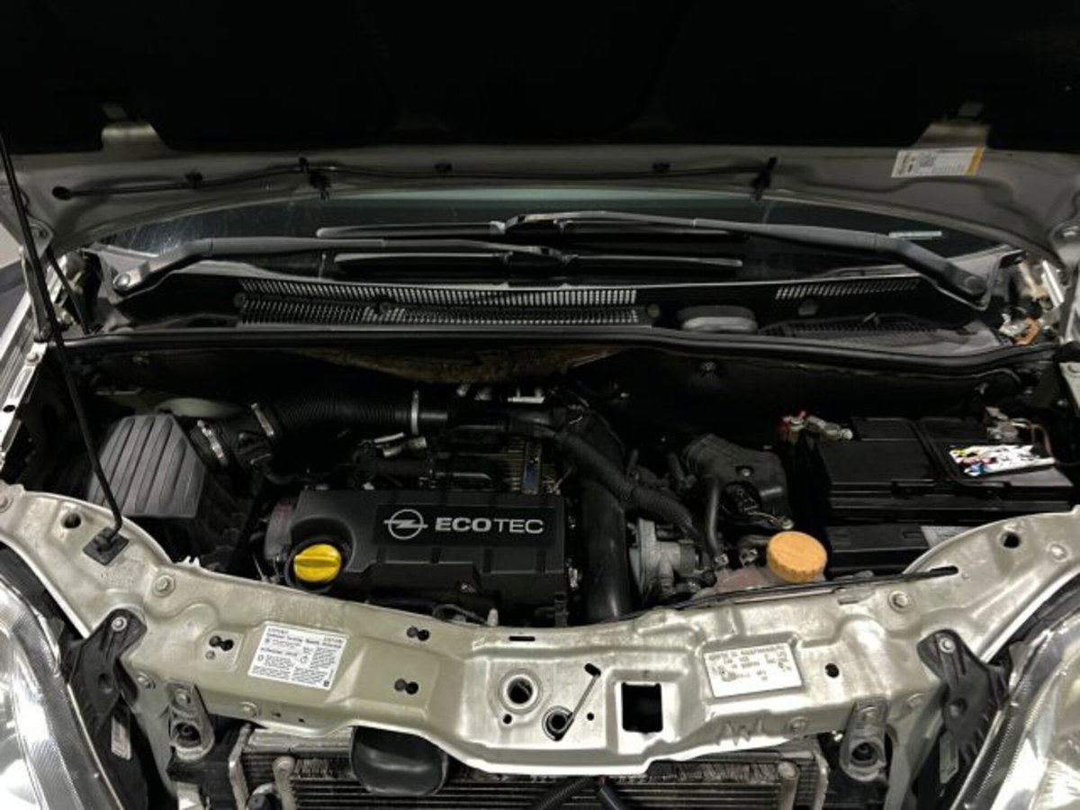 Opel Meriva 1.7 CDTI 101CV Cosmo (10)