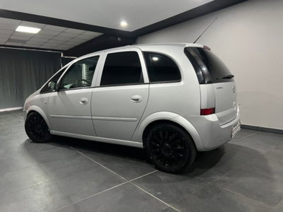 Opel Meriva 1.7 CDTI 101CV Cosmo (3)