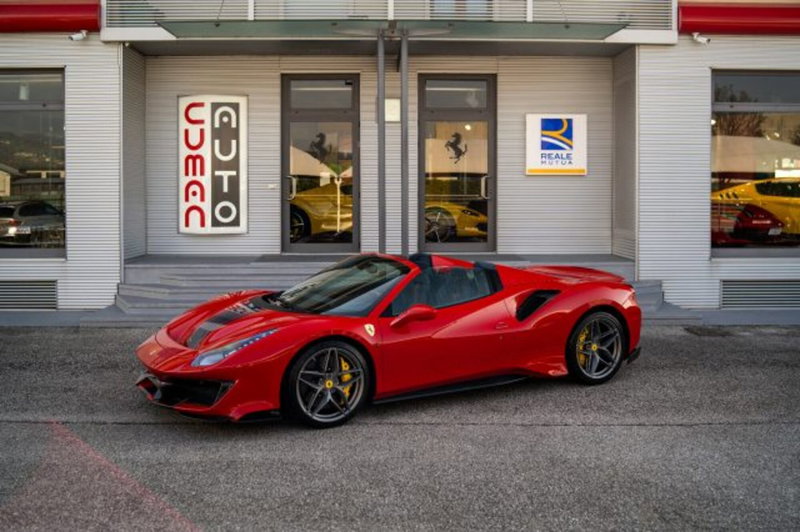 Ferrari 488 Spider 488 Pista Spider