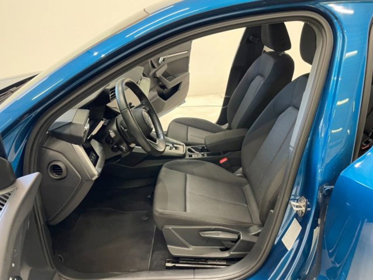 Audi A3 Sportback 30 TDI S tronic Business Advanced (6)