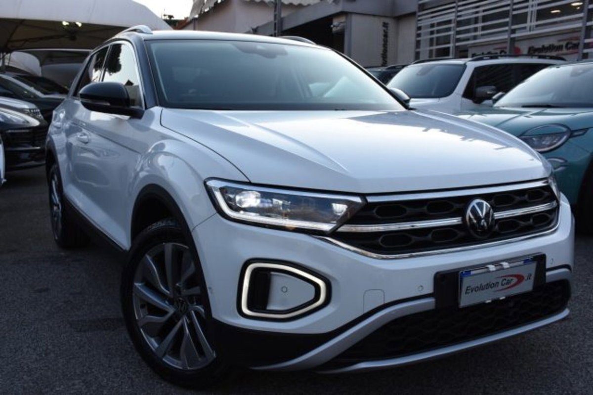 Volkswagen T-Roc 1.5 tsi Style dsg (2)