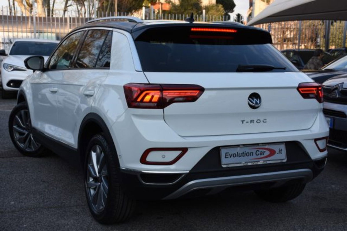 Volkswagen T-Roc 1.5 tsi Style dsg (4)