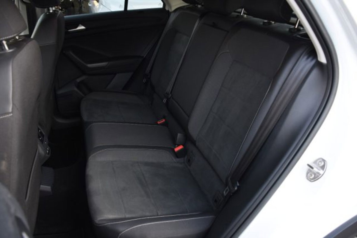 Volkswagen T-Roc 1.5 tsi Style dsg (7)