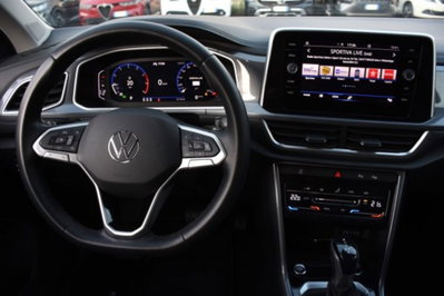 Volkswagen T-Roc 1.5 tsi Style dsg (9)