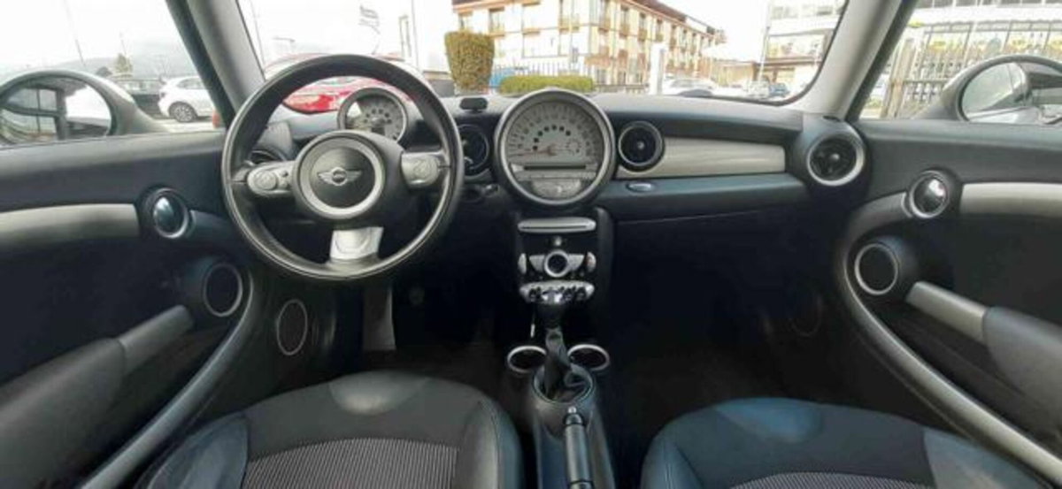 MINI Mini Clubman 1.6 16V Cooper Clubman (20)